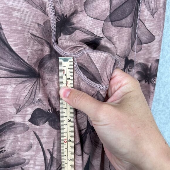 Athleta Salutation Stash Pocket II 7/8 Legging Size S Pink Floral Print Casual - Picture 13 of 14